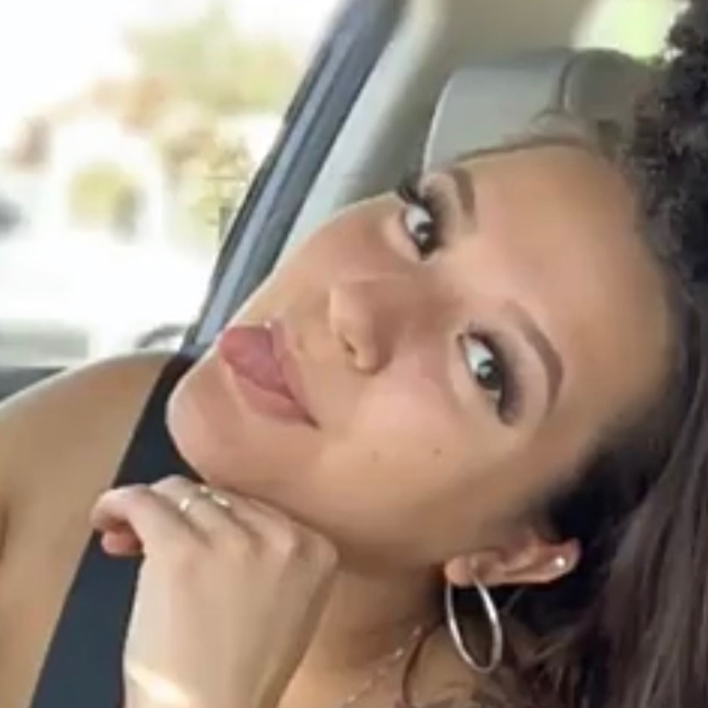 Meet your Posher, Amarisa